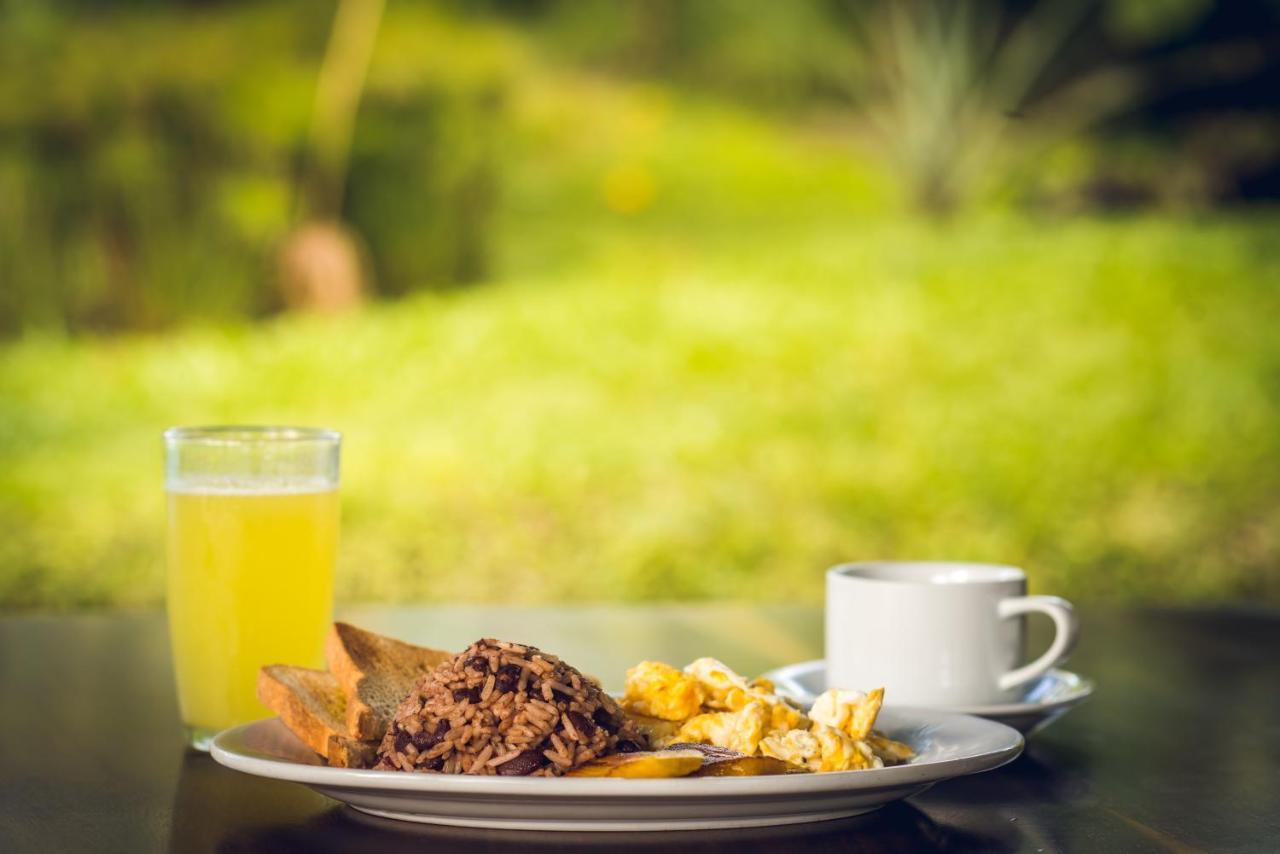 Hotel Brisas Arenal La Fortuna 外观 照片